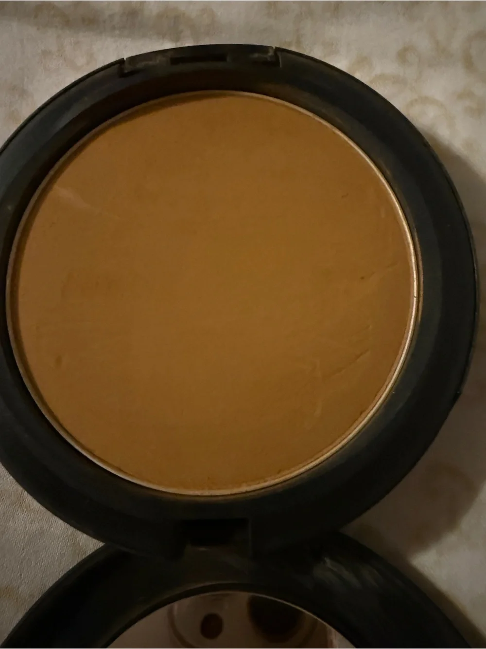 MAC Cosmetics Studio Fix C8 Powder Plus Foundation old formula like new